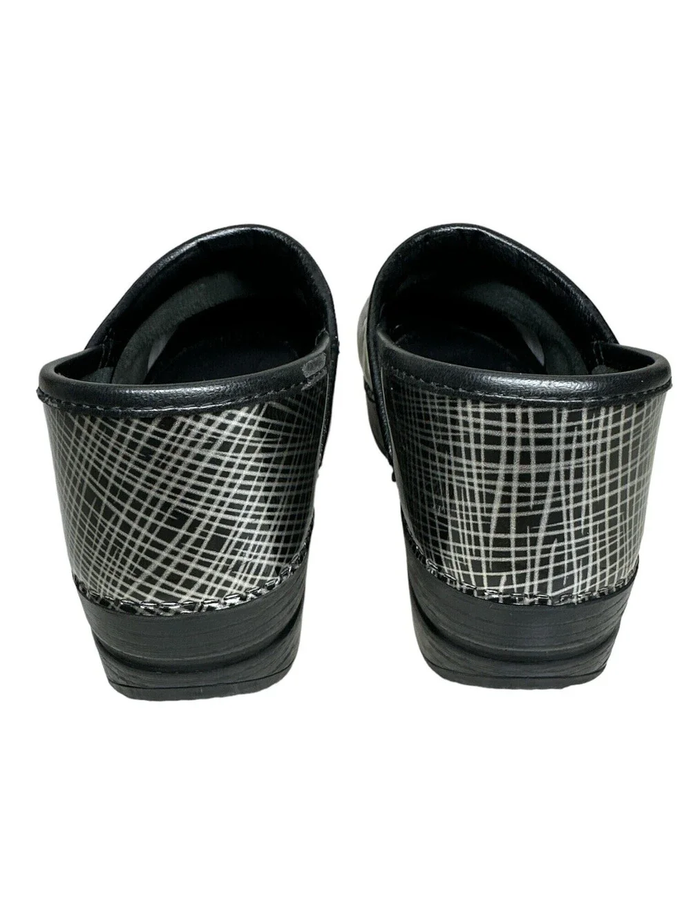 DANSKO Professional Clogs Crisscross Cross Hatch Patent Leather 38/ US 7.5-8